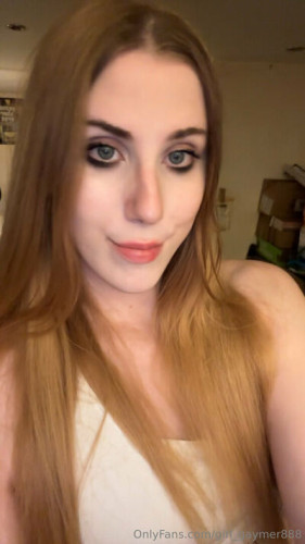 Girl_gaymer888 on picsofsex.com