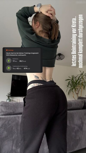 Chantal Lewentz on picsofsex.com