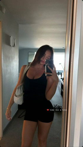 Amberwise on picsofsex.com