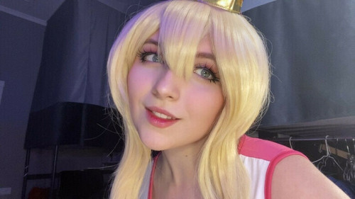 Tu44a_Cosplay on picsofsex.com