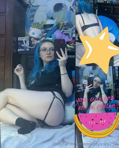 Melodysora252 on picsofsex.com
