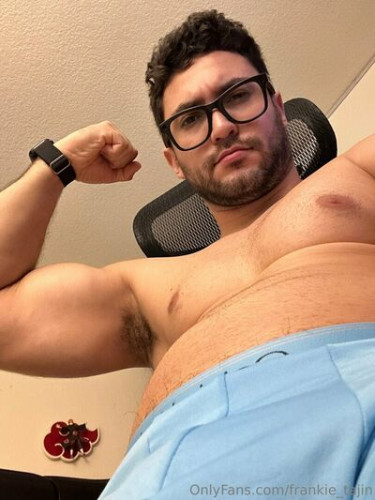 Frankie_tajin on picsofsex.com