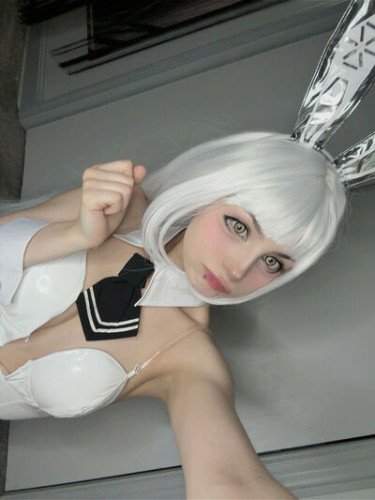 Xenluvsmiku on picsofsex.com