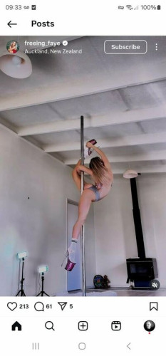 Freeing_faye on picsofsex.com