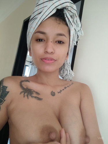 Alexa Belluci First Nude Selfie In 2025 on picsofsex.com