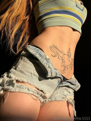 Tia.1111 on picsofsex.com