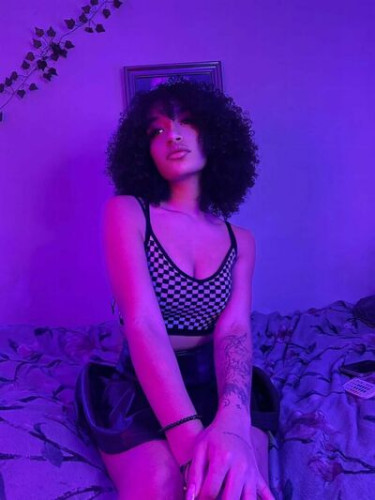 Vivien_mala on picsofsex.com