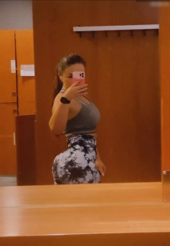 Elizavjeta on picsofsex.com
