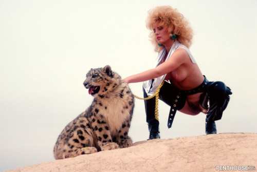 Tammy Chapman As Pet Of The Month August 1992 on picsofsex.com