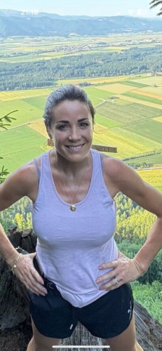 Natalie_pinkham on picsofsex.com