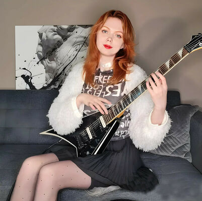 Alyona.vargasova on picsofsex.com