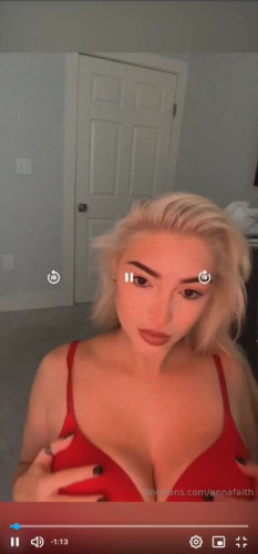 Annafaith on picsofsex.com