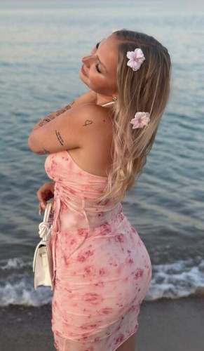 Hannahshzz on picsofsex.com