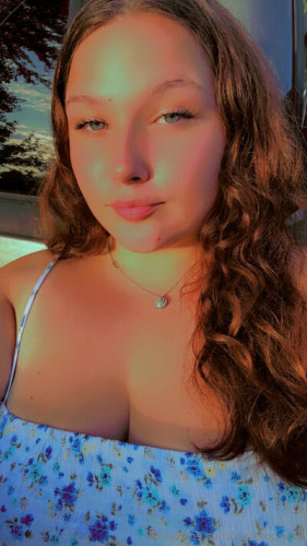 Lexitoosexi on picsofsex.com