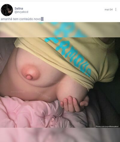 Evyabcd on picsofsex.com