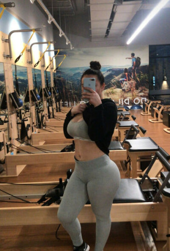 Bbyvia on picsofsex.com