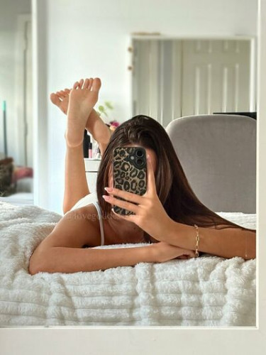 CultofKikii Goddess Kiki on picsofsex.com