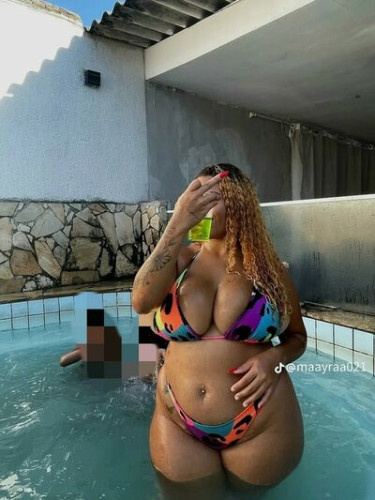 Erica.souza10 on picsofsex.com