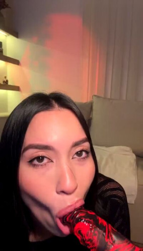 Https: karolrosado on picsofsex.com