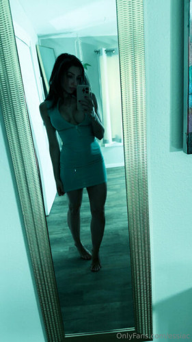 Cassie essiac on picsofsex.com