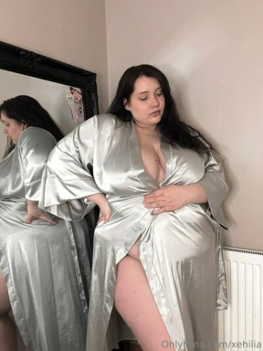 Xehilia on picsofsex.com
