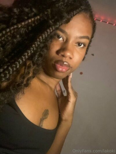 Lakoki on picsofsex.com