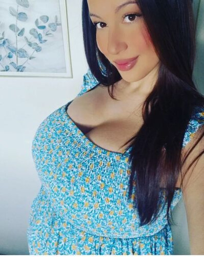 Lots.of.lovex missxkissx sexygirlnextdoorx on picsofsex.com