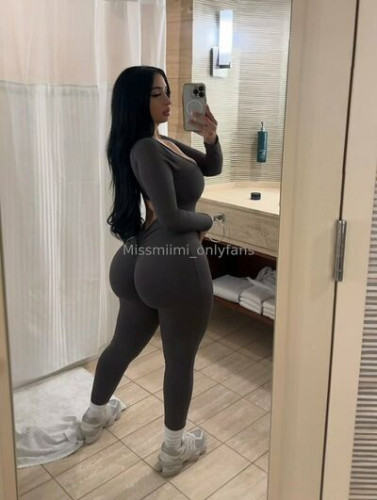 Viixendoll on picsofsex.com