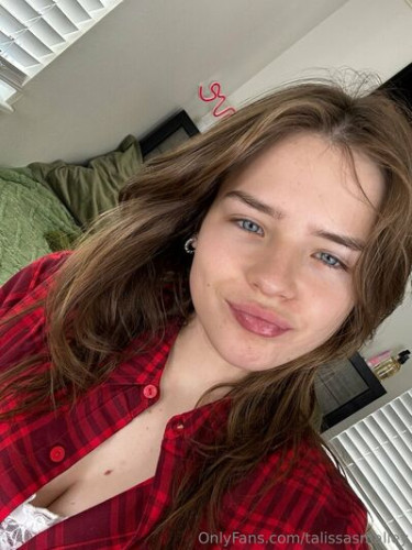 Talissasmalley_ on picsofsex.com